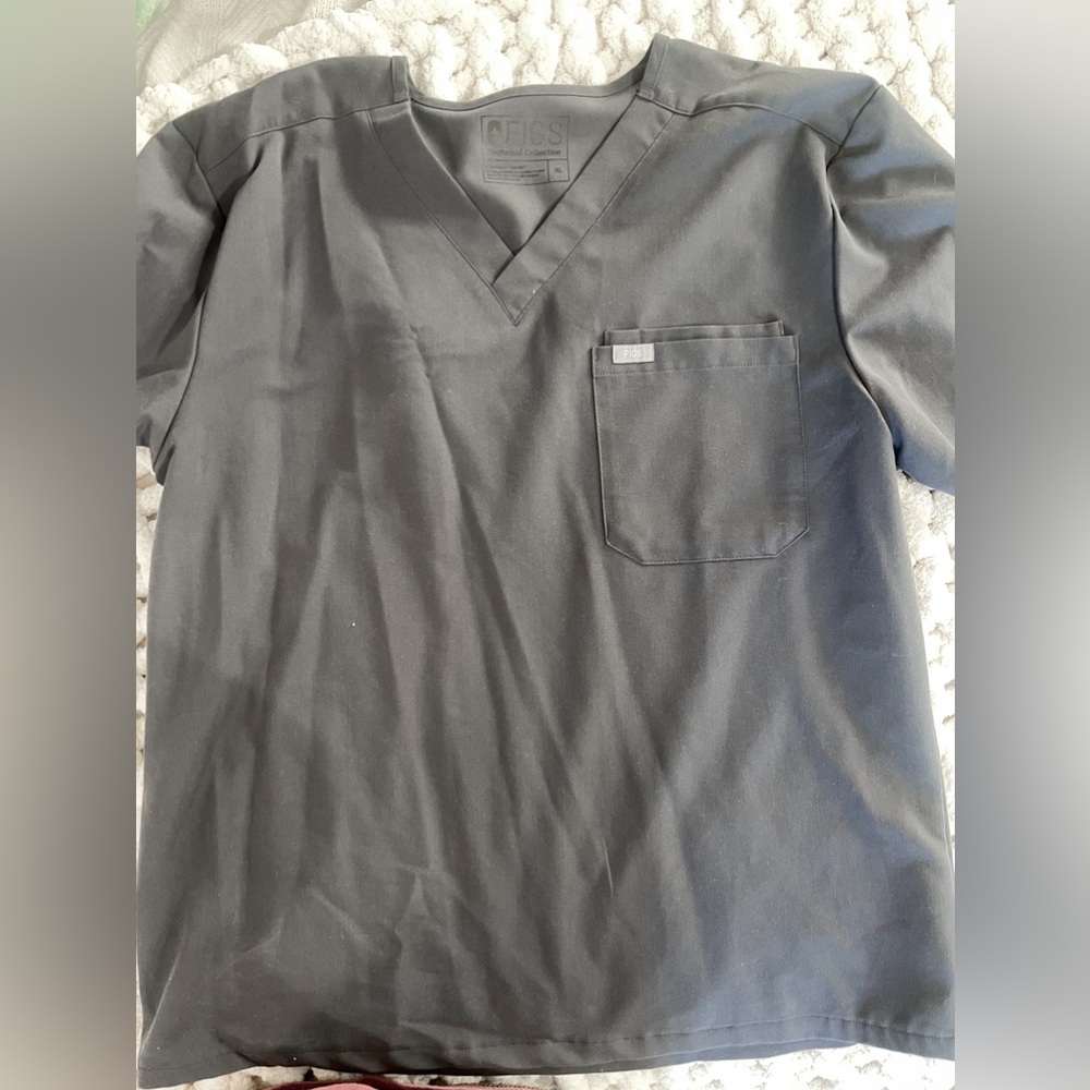 Figs - Charcoal Leon - Two-Pocket - XL